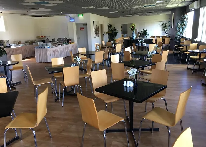 Devere Hotel